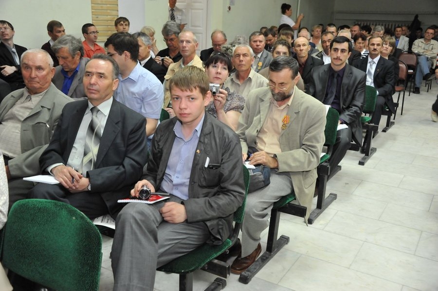 В Тольятти начался семинар партийного актива поволжских регионов