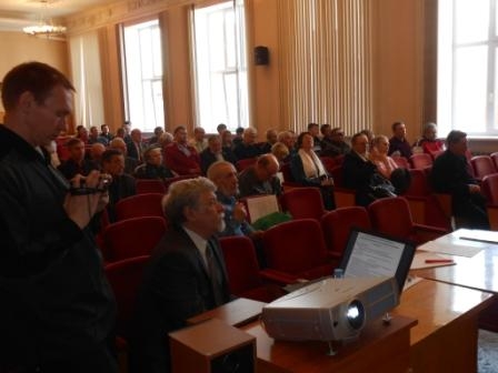 НАД ЧЕМ РАБОТАТЬ КОММУНИСТАМ – ВОПРОСЫ СТАВИТ ЖИЗНЬ  