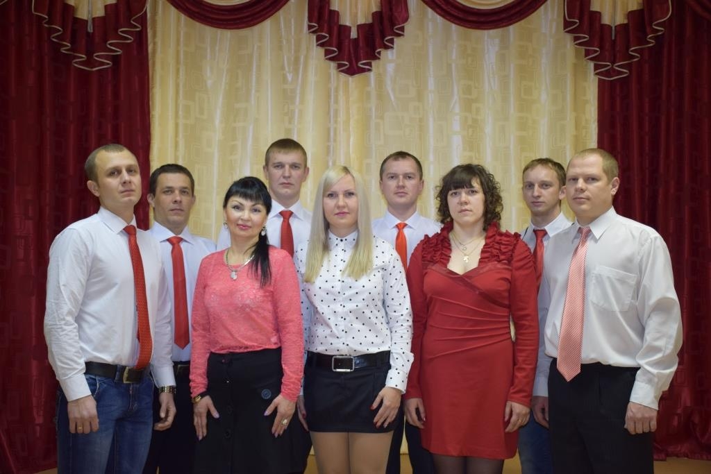 ДЕЛА И ПЛАНЫ МОЛОДЫХ