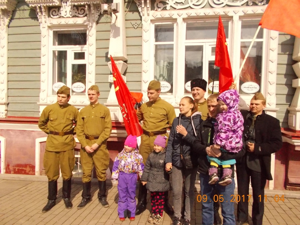Пермские коммунисты отпраздновали 72-летие Великой Победы советского народа в Великой Отечественной войне!