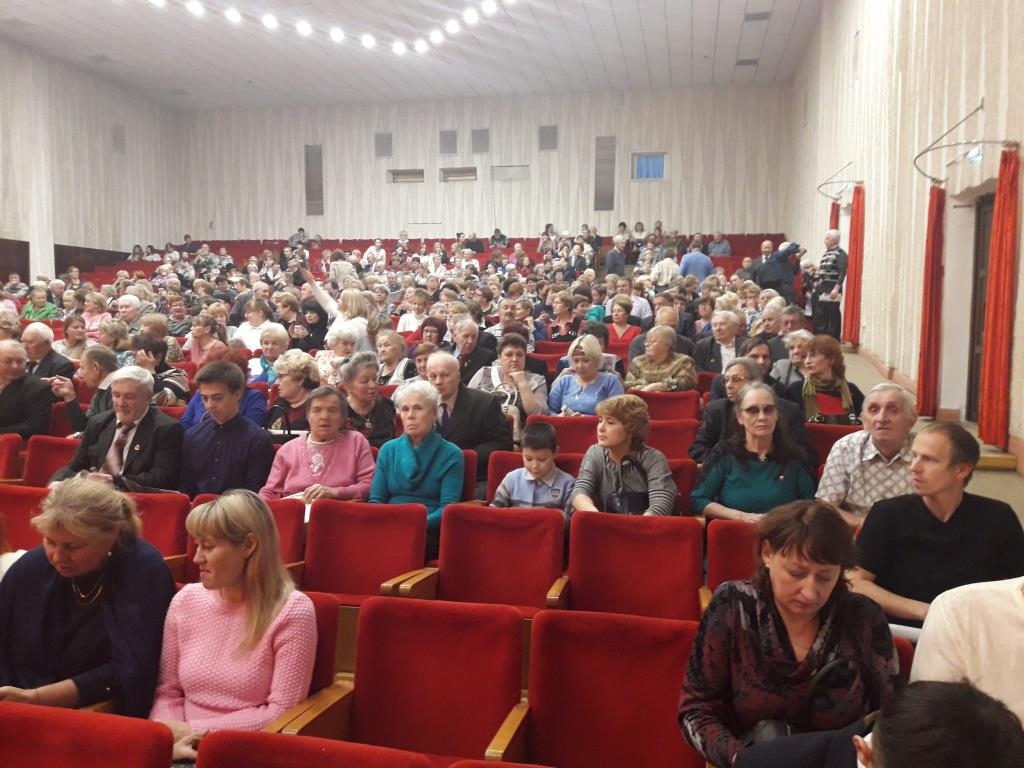 Праздник комсомола в Лысьве