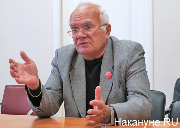 Пермяков загоняют в железнодорожный тупик