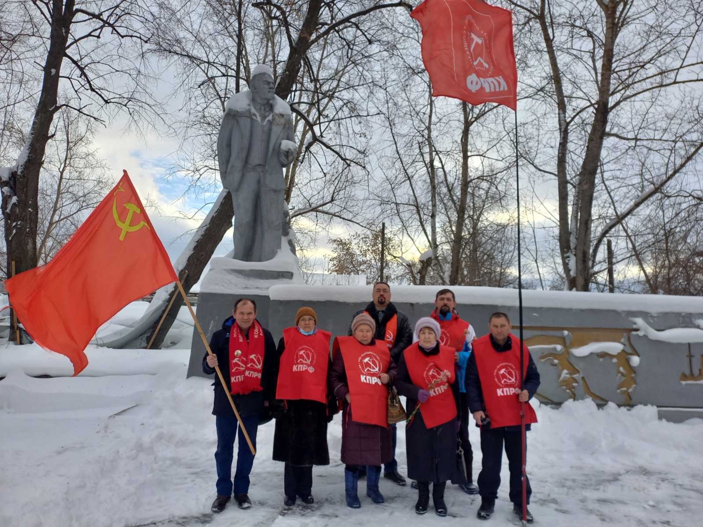 Возложение цветов в Пермском районе