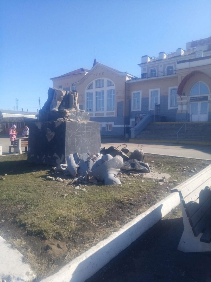 В Кунгуре разрушен памятник Ленину. Заявление Пермского краевого Комитета КПРФ.