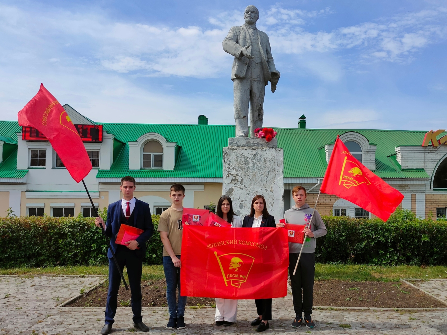 Кунгурская комсомольская организация пополняет ряды