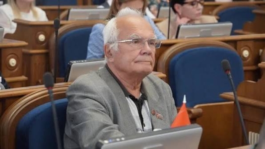 Геннадий Сторожев:  Кризис доверия к партии власти может привести нас к победе
