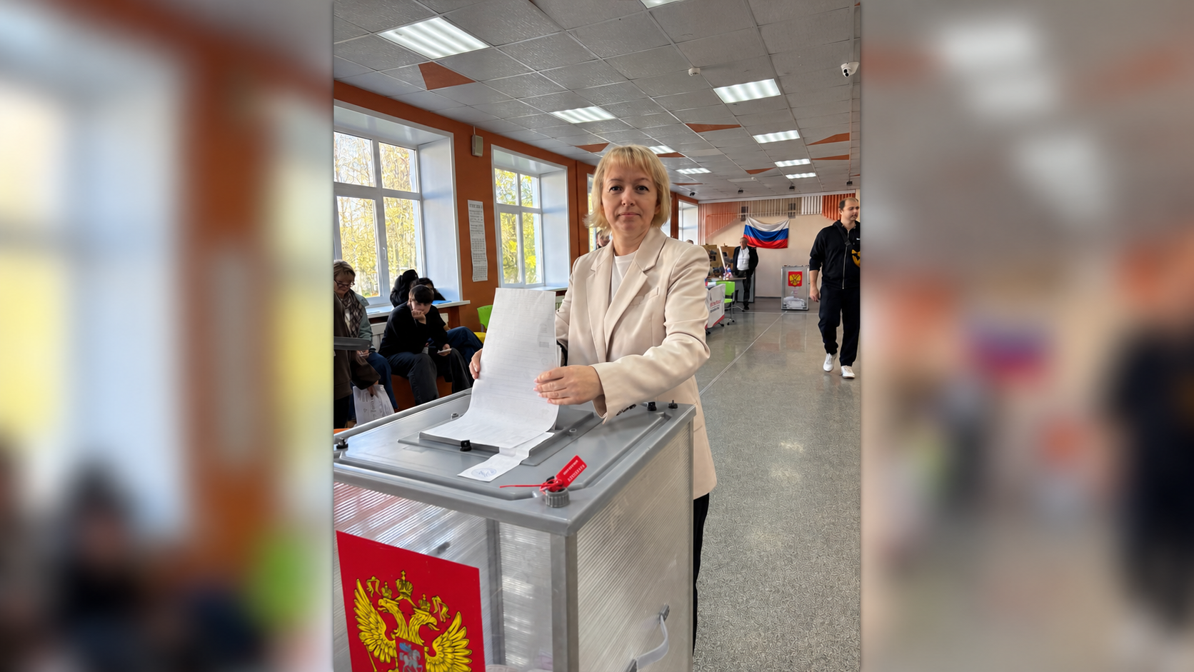 Ксения Айтакова проголосовала и призывает всех прийти на участки прямо сейчас!